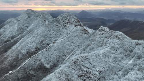 長城雪景如畫