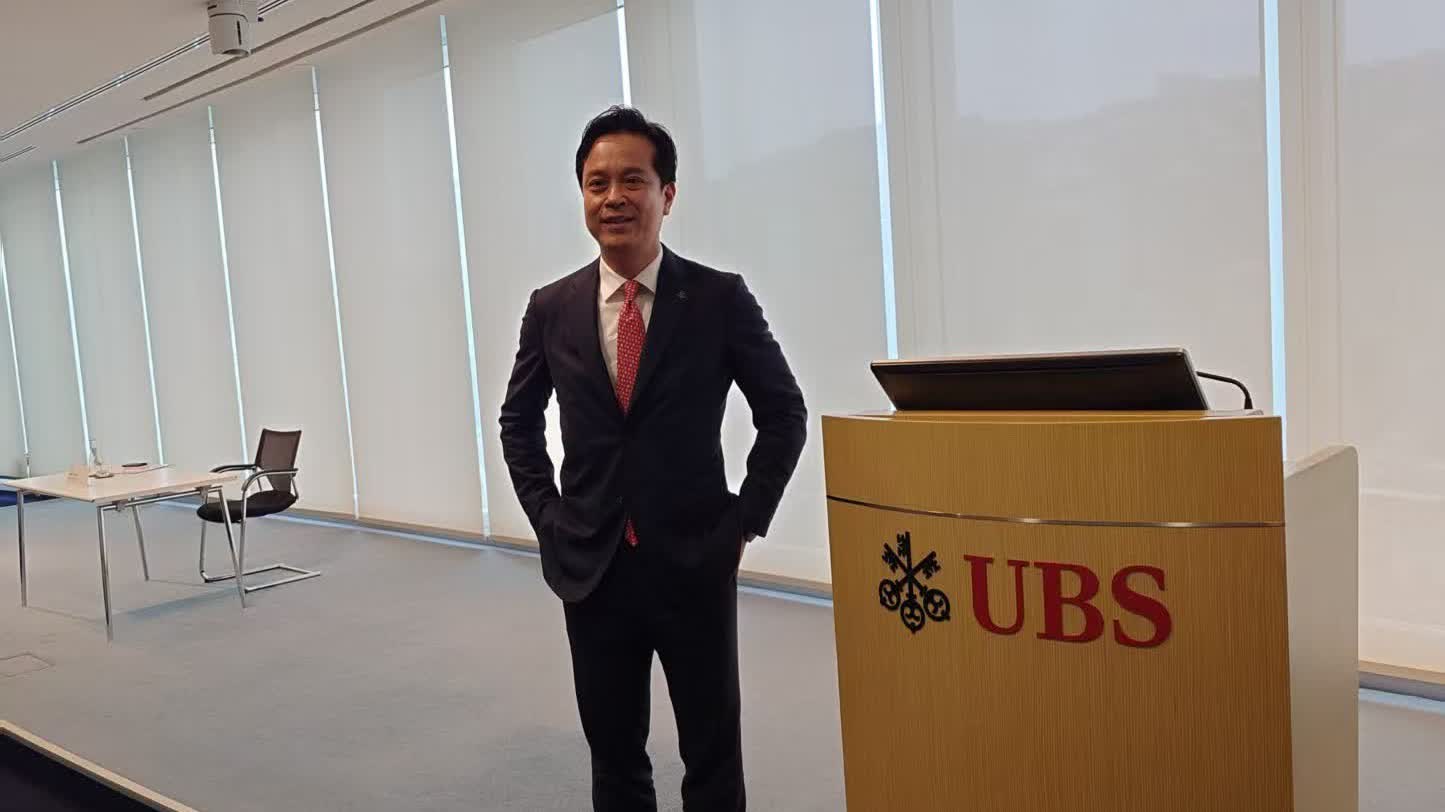 瑞銀全球金融市場部中國主管房東明:兩會釋放中央政府積極內地經濟發展的信號 - 財經 - 香港文匯網