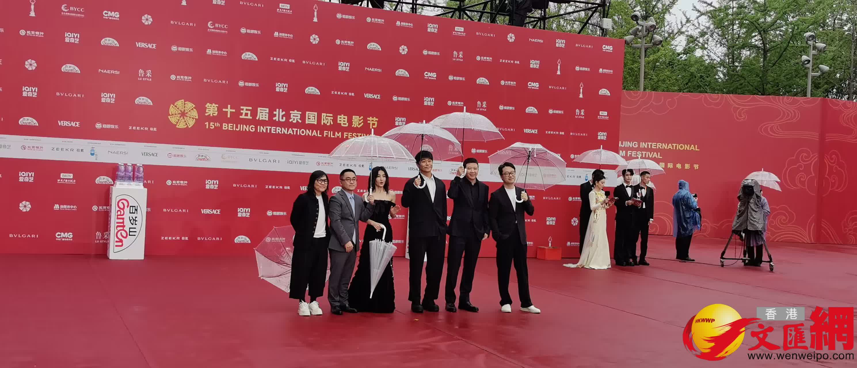 演員張子楓及導(dǎo)演陳思誠等亮相北影節(jié)。（記者馬曉芳攝）