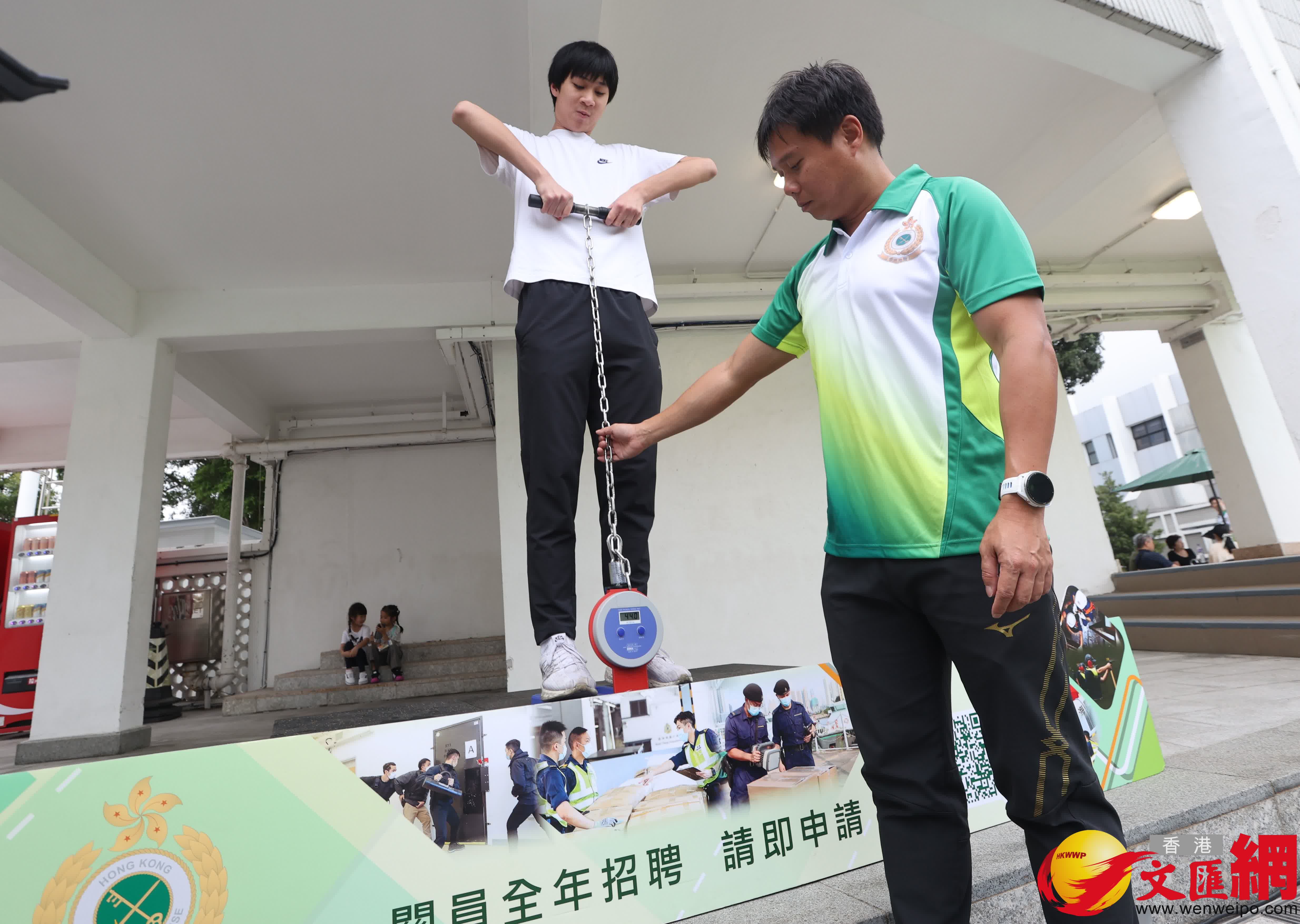 響應「全民國家安全教育日」，香港海關學院舉辦開放日。（香港文匯報記者曾興偉 攝）