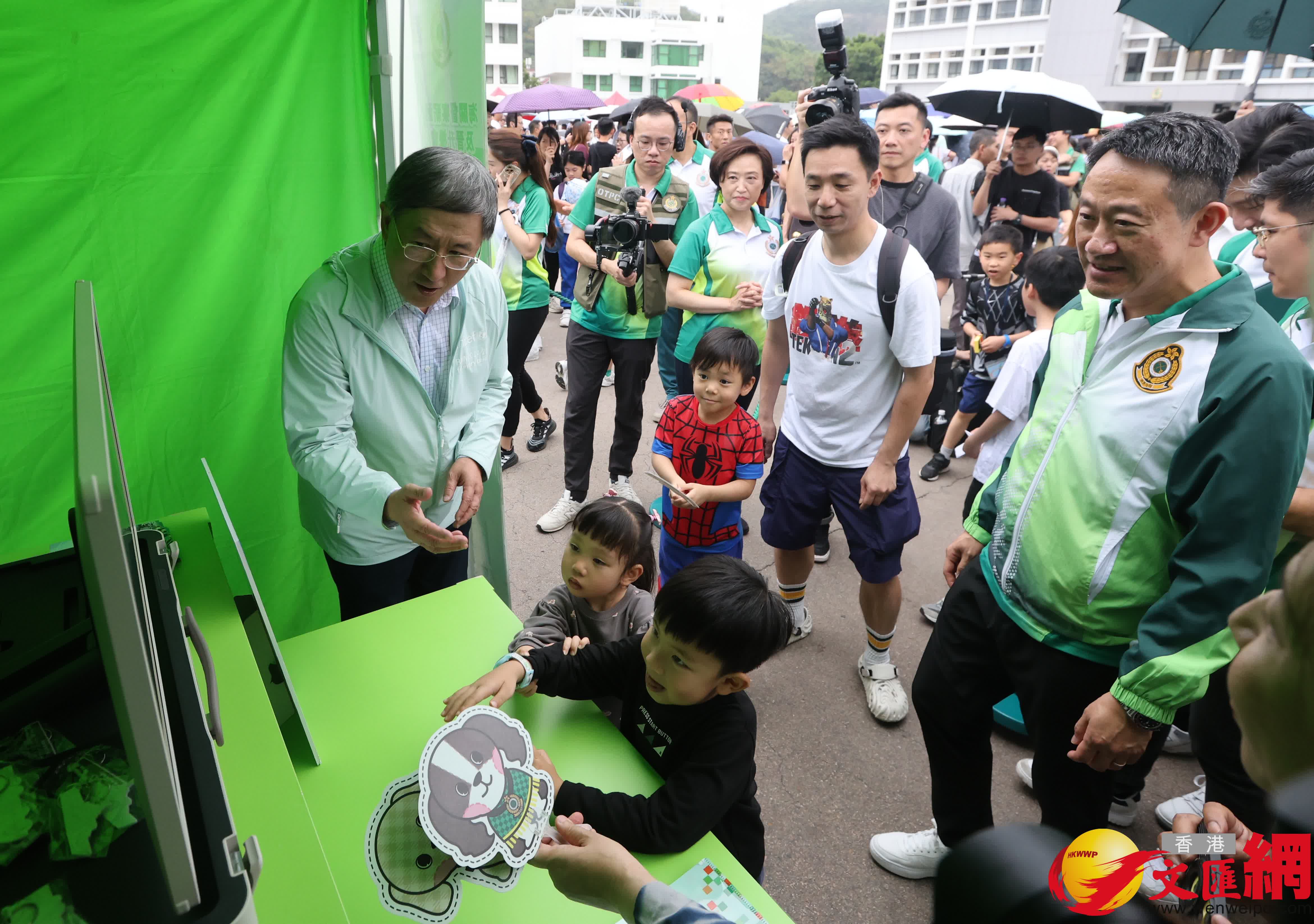 響應「全民國家安全教育日」，香港海關學院舉辦開放日。（香港文匯報記者曾興偉 攝）