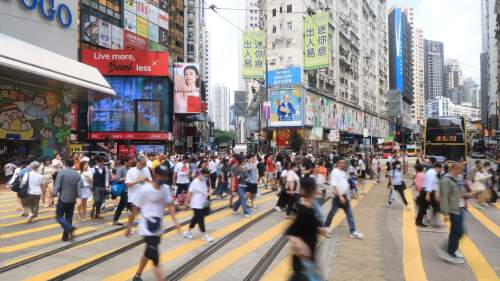 黃金周料490萬人次陸路進出香港　周六及下周一出境和入境高峰