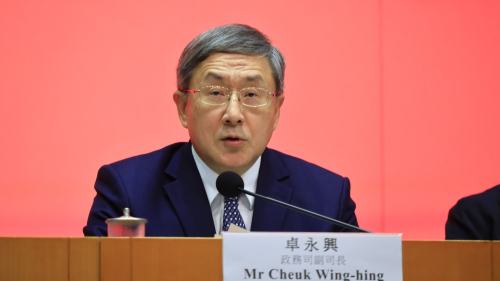 卓永興勞動節探訪安老院員工　向勞工界表示謝意