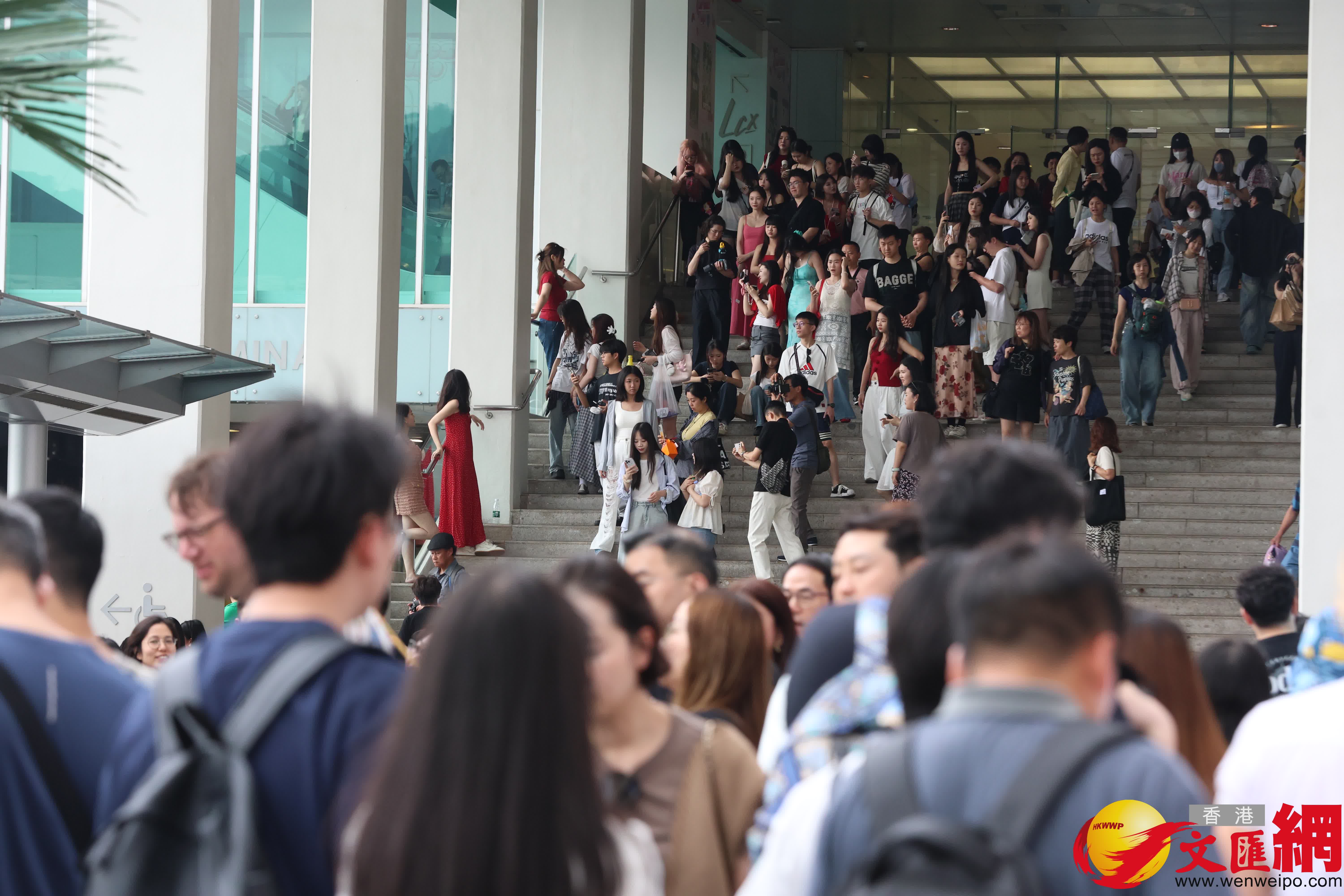 黃金周料490萬人次陸路進出香港。(香港文匯報記者萬霜靈 攝) 黃金周料490萬人次陸路進出香港。(香港文匯報記者萬霜靈 攝)