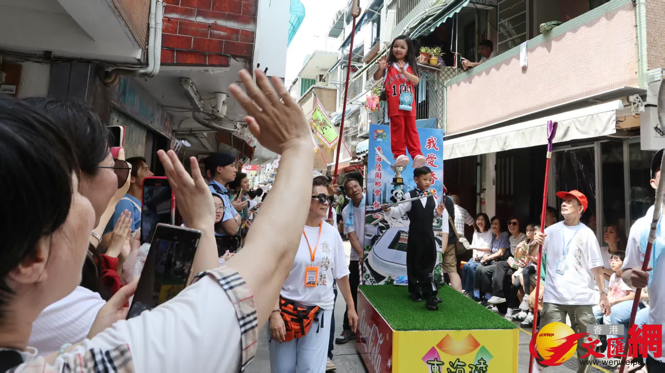 長洲飄色2025。(香港文匯報記者黃艾力攝) 長洲飄色2025。(香港文匯報記者黃艾力攝)
