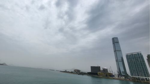 天文台料本港今晚降溫　母親節早上最低19度