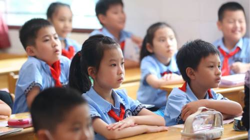 兩項指南發布　助推中小學人工智能教育發展