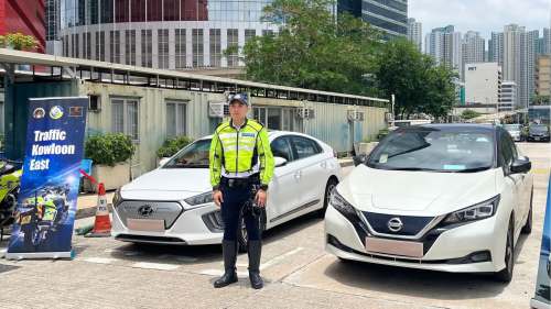 將軍澳打擊白牌車 警喬裝乘客「放蛇」拘兩司機