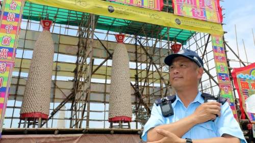 長洲土生土長輔警警長 36年見證及守護太平清醮