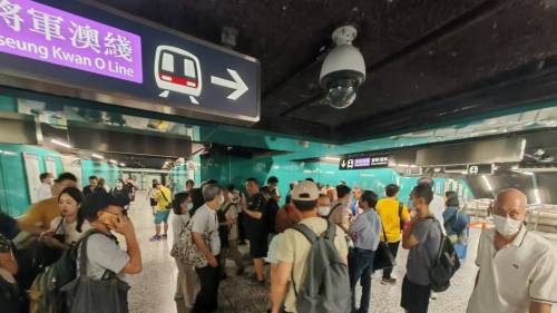 收工市民注意│港鐵將軍澳綫北角至調景嶺站電力故障 列車服務暫停