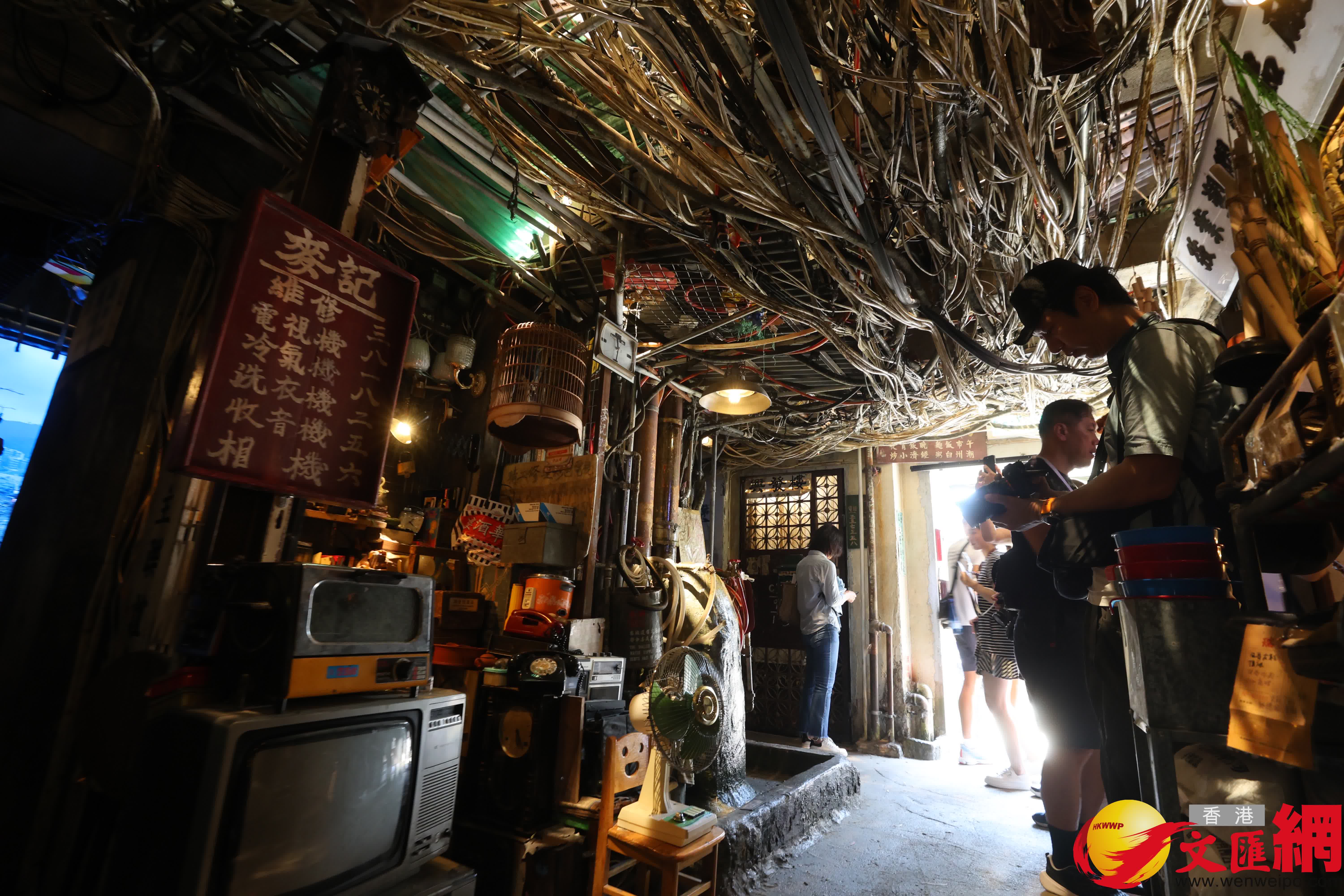 九龍城寨光影之旅今開幕(香港文匯報記者 北山彥攝) 九龍城寨光影之旅今開幕(香港文匯報記者 北山彥攝)