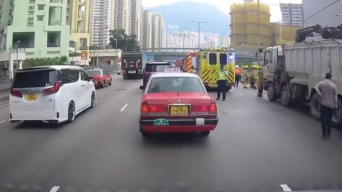新蒲崗太子道東6車「串燒」11人受傷