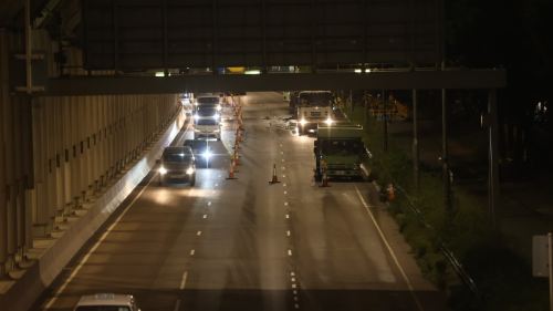 屯門公路爆水管位置今明兩晚再封路 水務(wù)署維修路面