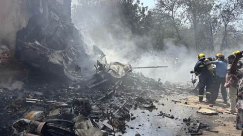 印度客機墜毀事件已造成至少110人死亡