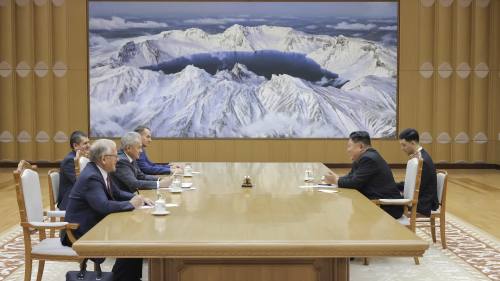金正恩會見俄羅斯聯(lián)邦安全會議秘書紹伊古