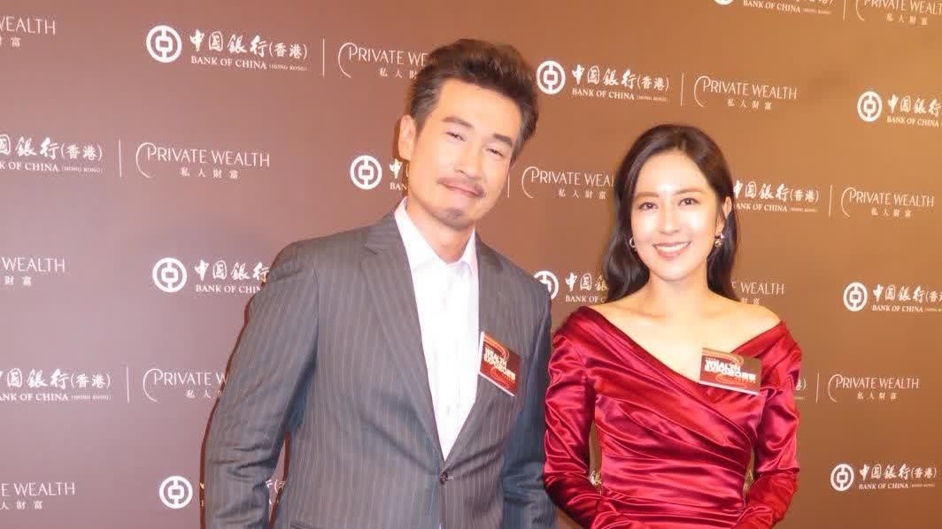 唐詩詠笑言比起愛情寧選麵包 陳豪稱收入全歸太太無私己錢