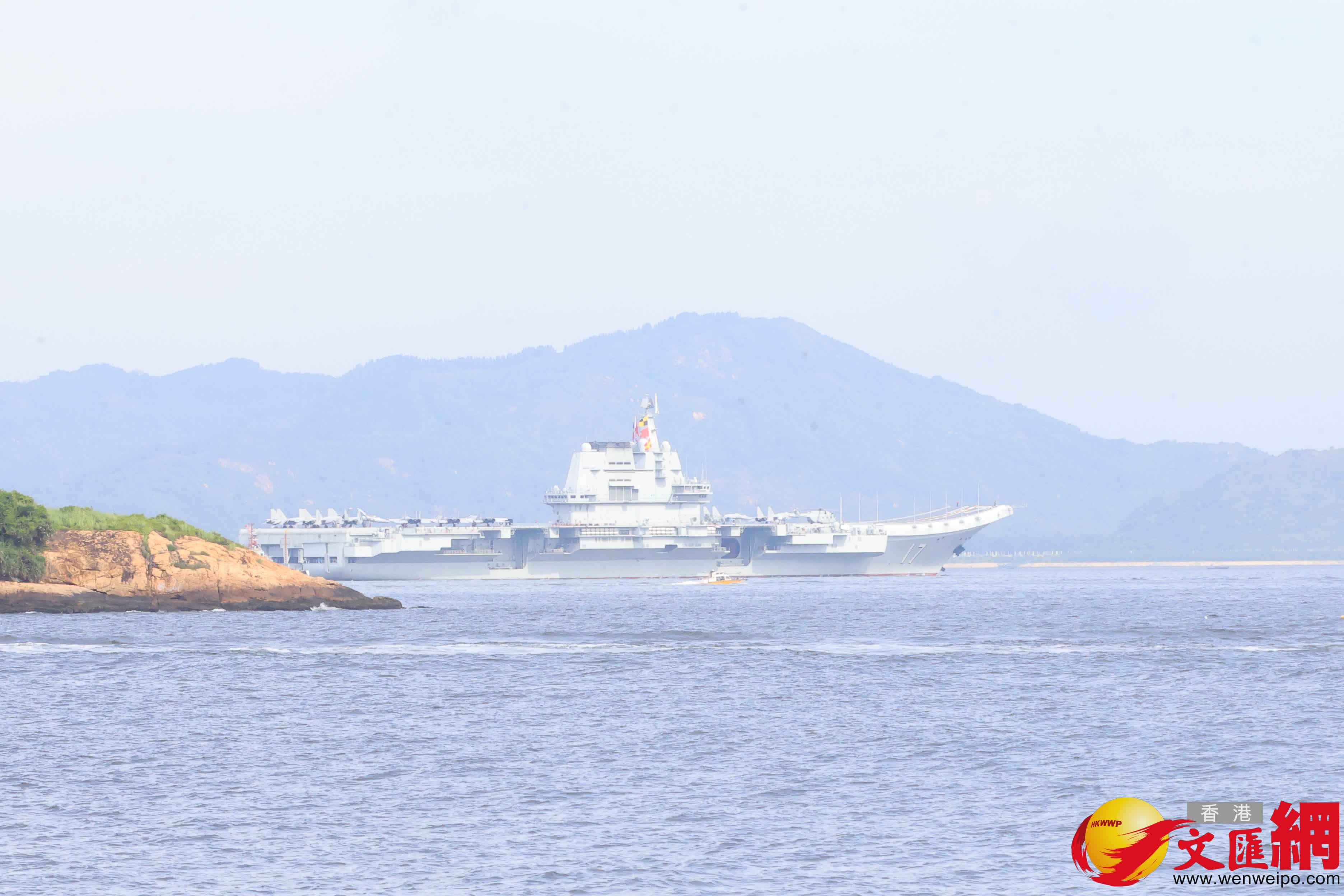山東艦航母編隊訪港。（香港文匯報記者郭木又 攝）