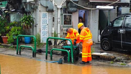 新界接6宗水浸報告 渠務署派逾百隊應急隊處理 預先清查240黑點