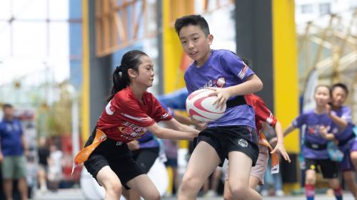 帶式欖球比賽 小學生體驗「非碰撞式」團隊合作運動