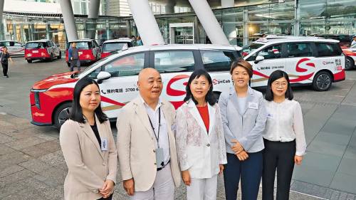 星群車隊發牌上路首日　香港文匯報記者實測發現這些問題......