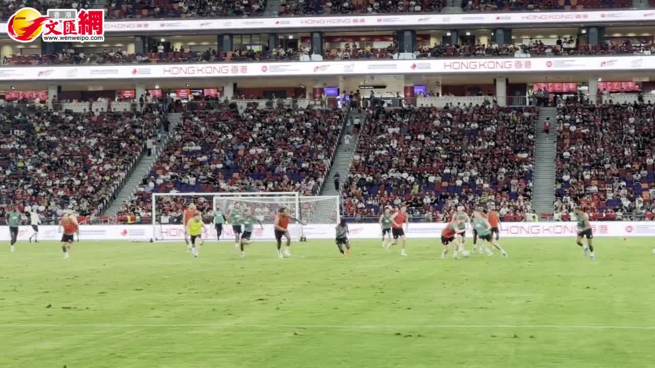 利物浦啟德主場館公開訓練超過2萬名球迷熱烈歡迎- 香港- 香港文匯網