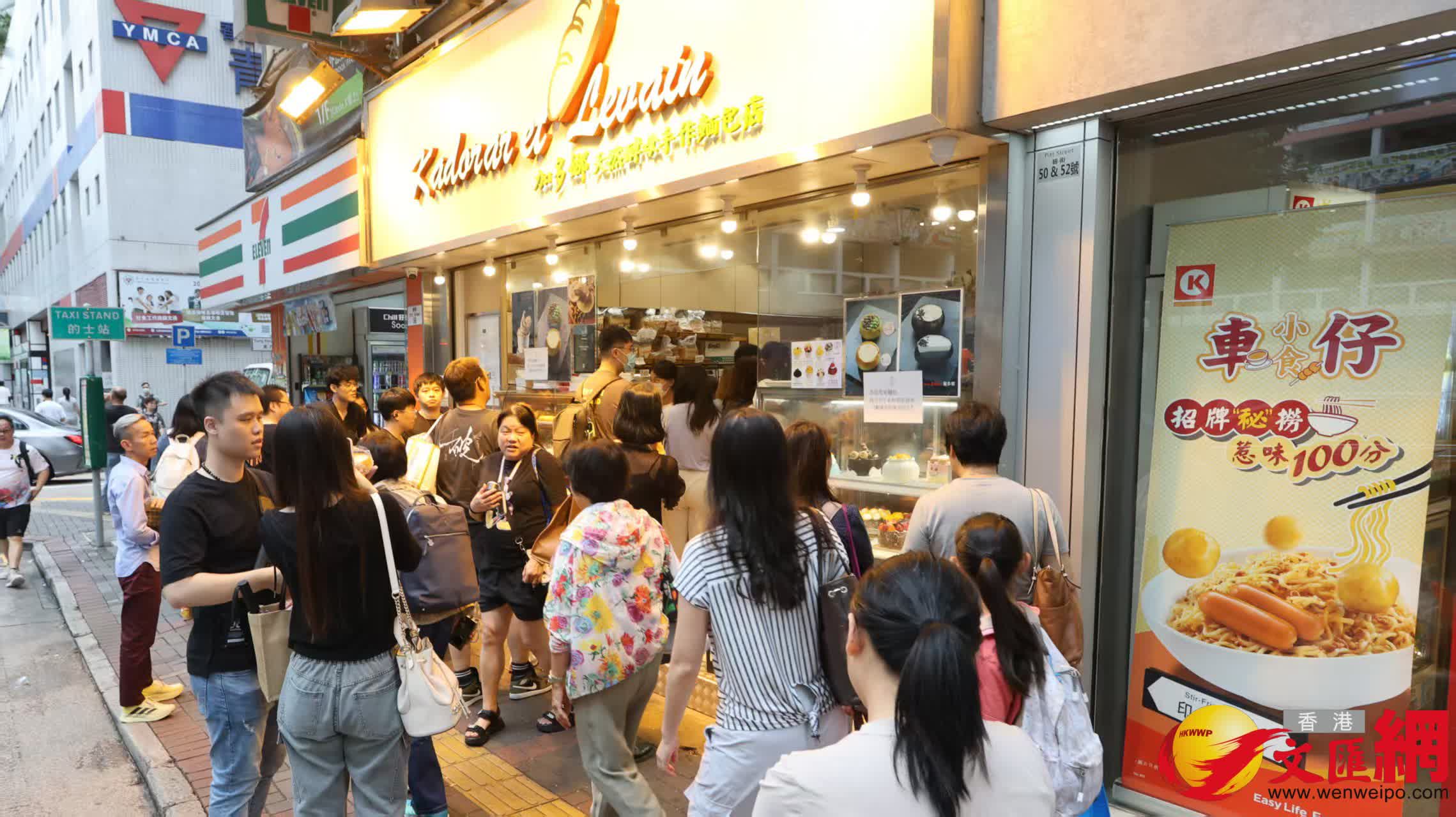 旺角市面復常情況(香港文匯報記者黃艾力攝) 旺角市面復常情況(香港文匯報記者黃艾力攝)
