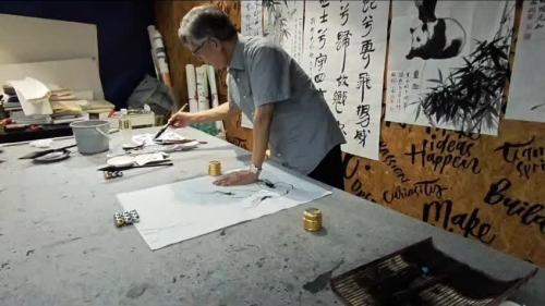 （有片）臨摹齊白石蝦畫多年　葉永潤分享創作經驗