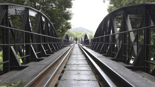 「死亡鐵路」的見證——泰國北碧府桂河大橋