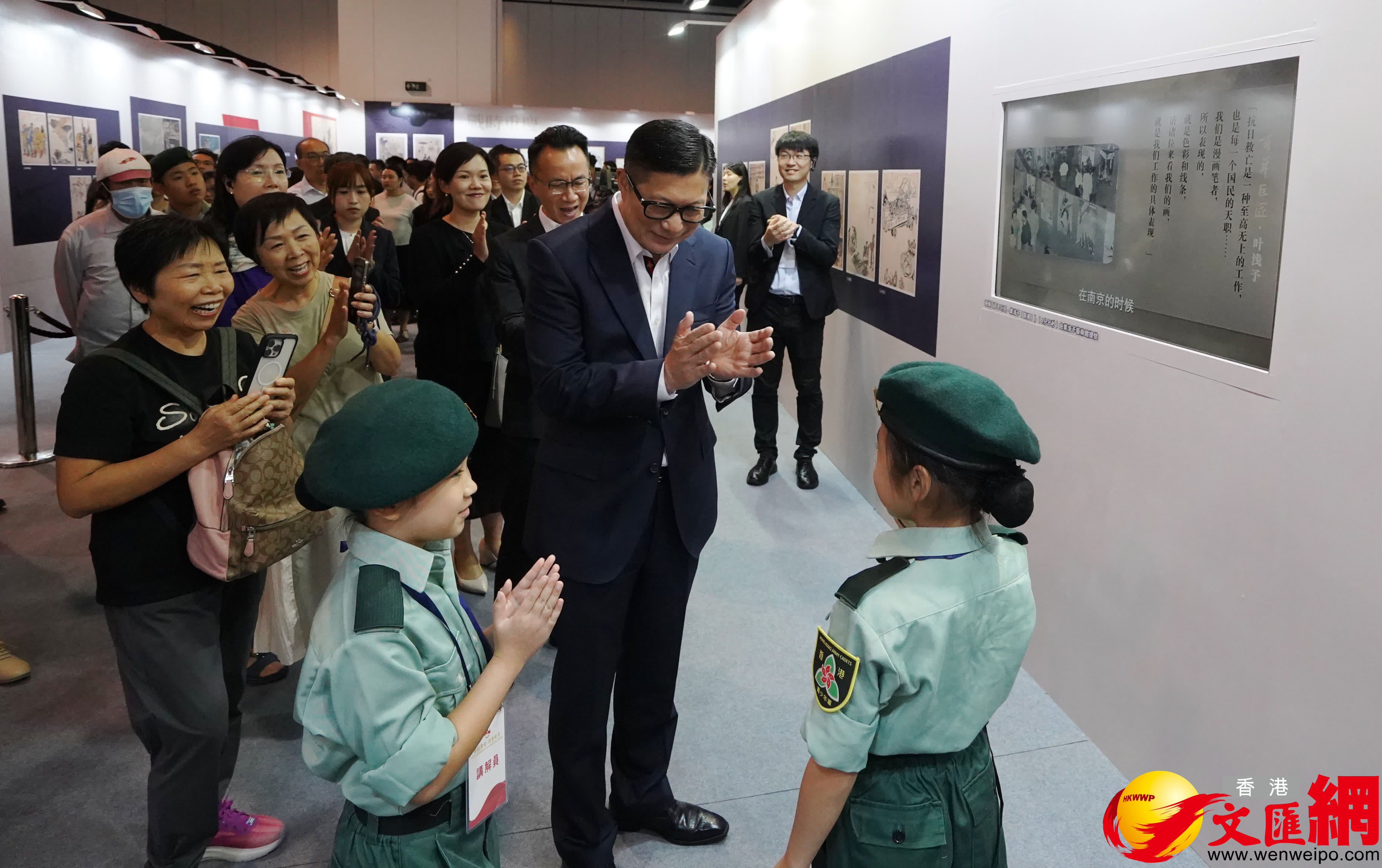 保安局局長鄧炳強參展。（香港文匯報記者曾香偉 攝）