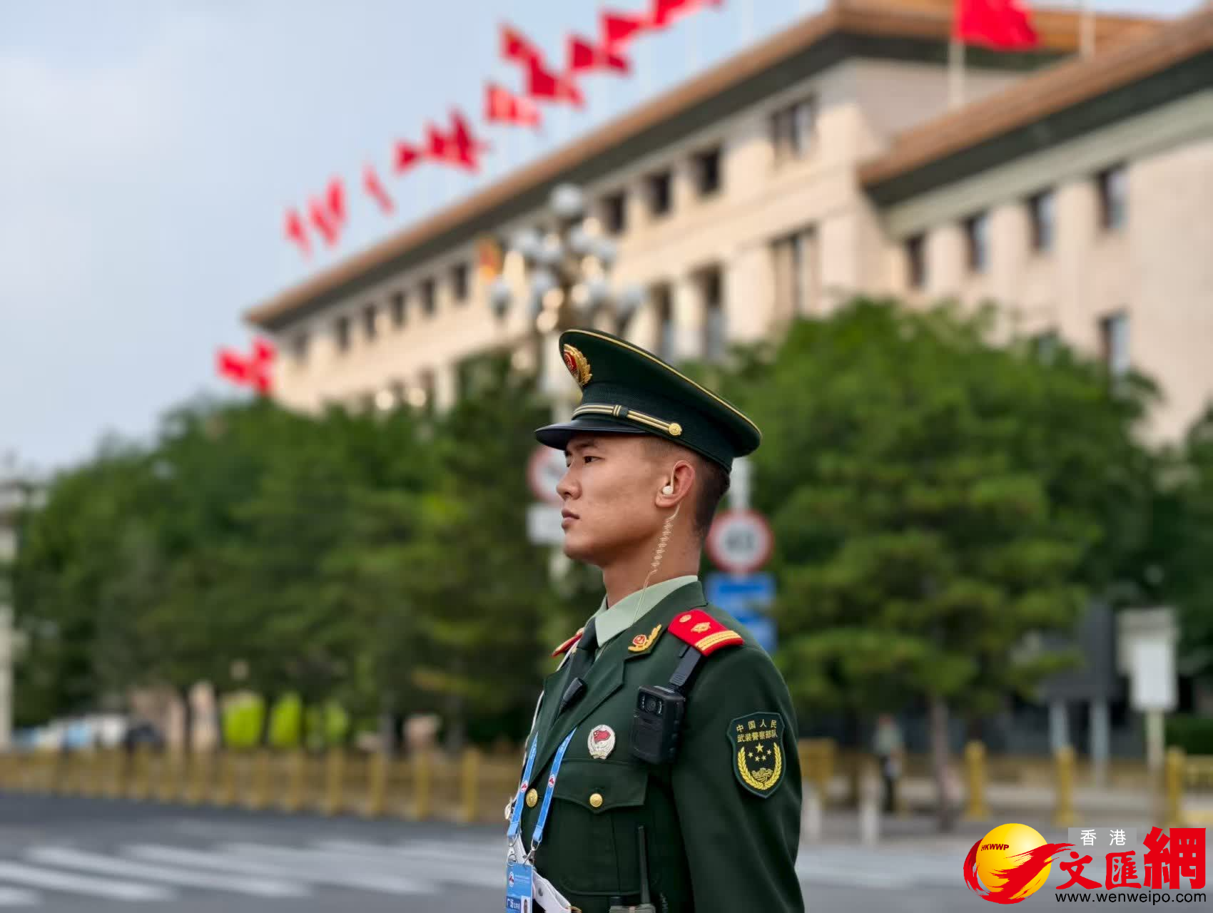 武警正在執勤。（香港文匯網記者　馬曉芳　攝）