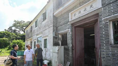 陳茂波訪西貢抗戰(zhàn)遺址 提醒我們香港命運(yùn)從來與國(guó)家緊密相連