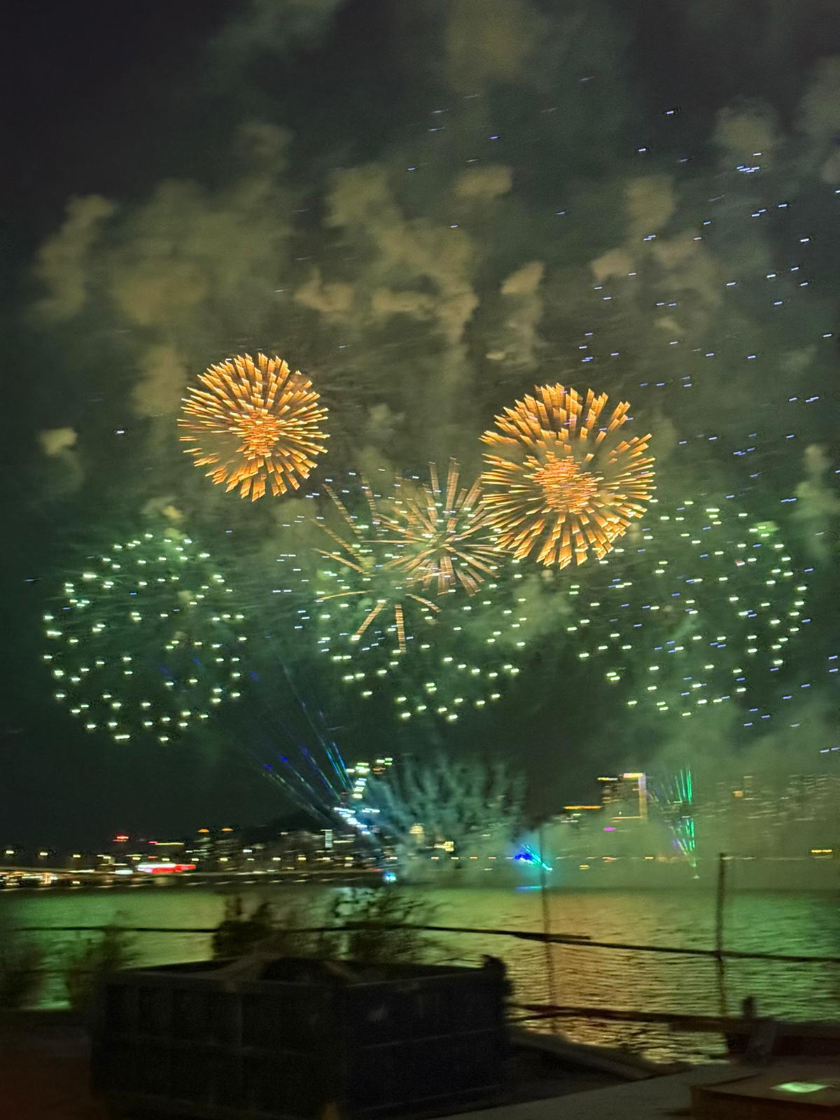 9月6日，第33屆澳門國際煙花比賽匯演現(xiàn)場。陳藝 攝