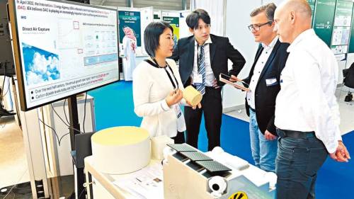 隨帶即走隨插即用　嶺大製智慧碳捕集機械人　二氧化碳變「綠金」