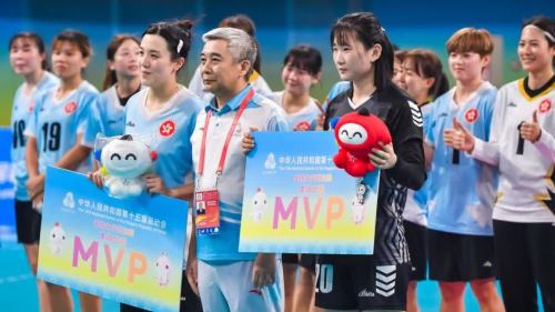 港隊角逐十五運會手球賽　不畏強手表現佳
