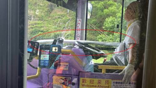 鐵通插城巴│受傷車長需轉院留醫 警尋真兇拘貨車男司機
