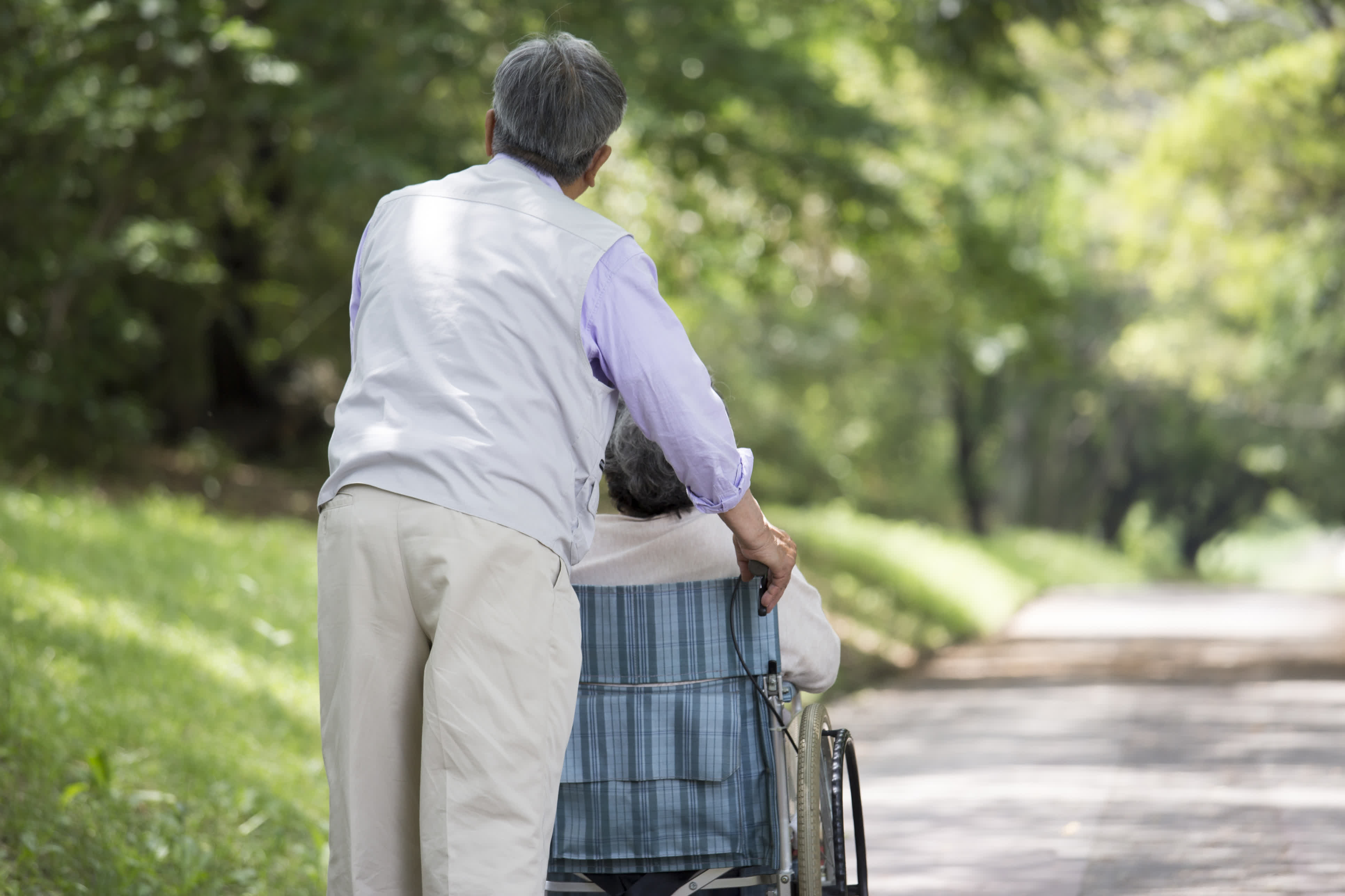 調查長者殘疾人士暫託服務申訴專員公署：使用率偏低資源未充分利用- 香港- 香港文匯網