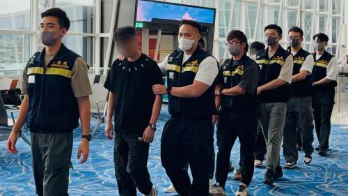 入境處遣送90名免遣返聲請不獲確立人士回原居地