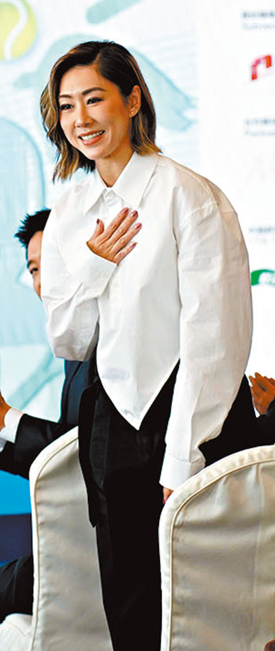 婚後首亮相 胡定欣幸福滿瀉 - 娛樂 - 香港文匯網