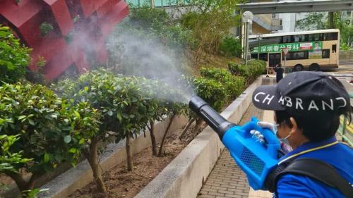 基孔肯雅熱│房署主動出擊提升黃大仙各邨防蚊級別 加強防控全力守護居民 基孔肯雅熱│房署主動出擊提升黃大仙各邨防蚊級別 加強防控全力守護居民