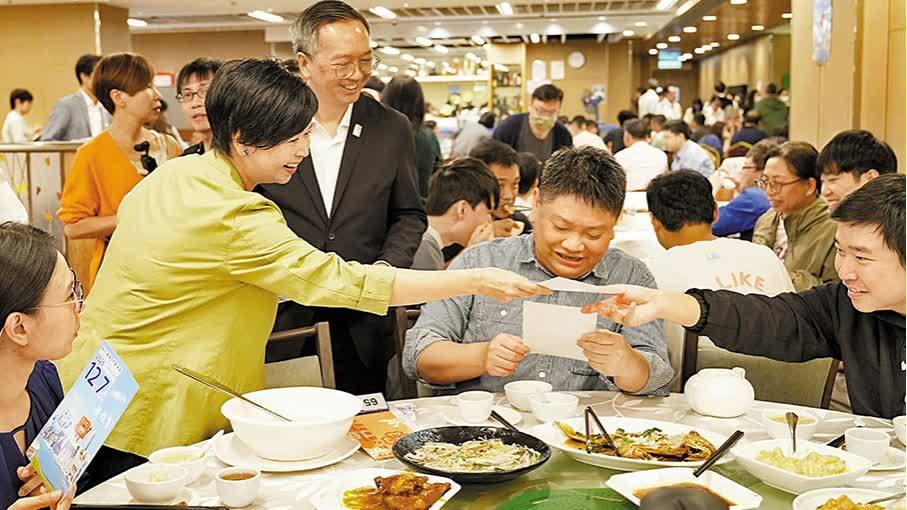 立法會選舉 | 特區(qū)官員動員社會各界呼籲立選投票