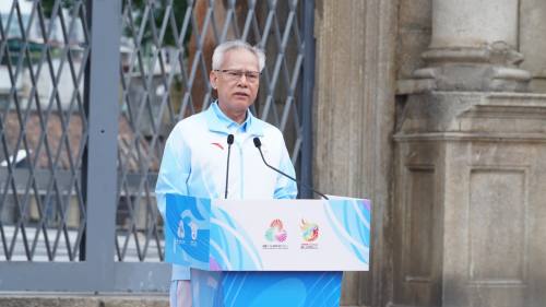 十五運火炬傳遞澳門站舉行　岑浩輝：展現澳門奮發同行城市風采