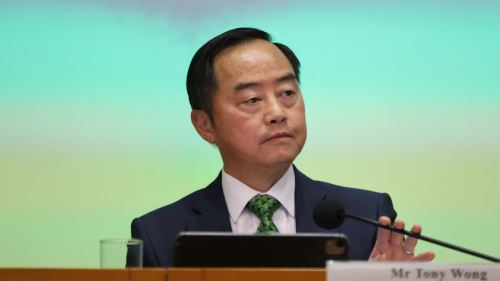 AI效能提升組將挑選部門研究應用AI重組工作流程