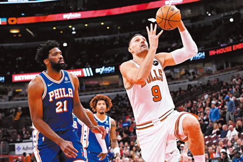 落後24分未言棄  公牛驚天絕殺76人