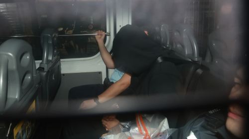 JPEX詐騙案｜林作、陳怡等15人分8案提堂控50罪 首案8人中前藝員鄭雋熹須還押