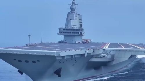 （有片）福建艦何時能形成實戰能力？海軍新聞發言人答記者問