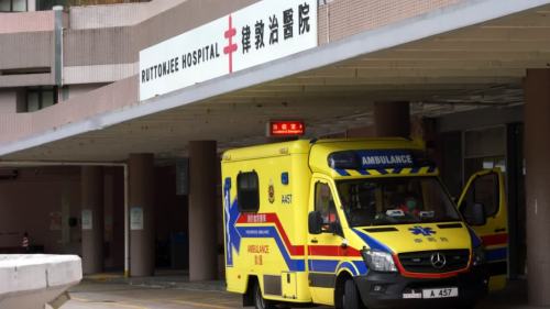 北角電氣道外牆墮磚 擊傷洋婦送院治理