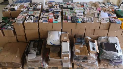 圖以遠洋船走私電子產品等往大馬伊拉克 海關截6400萬元貨