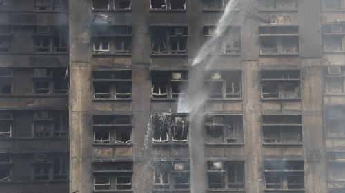 大埔宏福苑大火 | 直擊火場情況　火勢基本受控僅零星起火