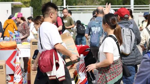 大埔宏福苑大火｜大灣區進出口商業總會馳援大埔火災　百萬款物助力居民渡難關