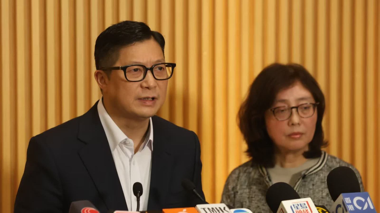 大埔宏福苑大火 | 兩屋苑棚網涉行使虛假文書　所有大維修樓宇外牆棚網周六前須下架